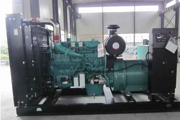 八所镇全新常柴300kw大型柴油发电机组